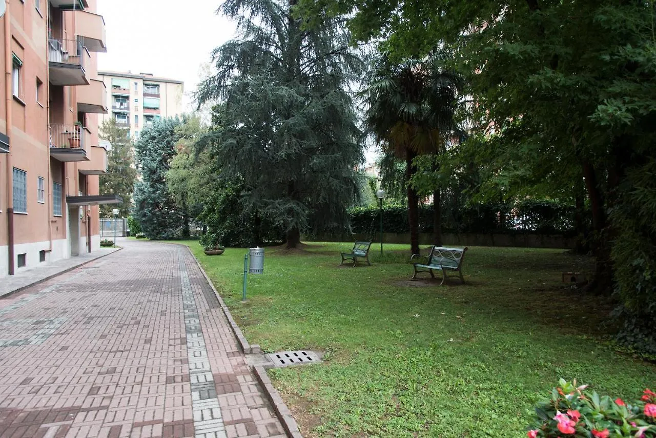 Youhosty - Delle Genziane 7 Apartman Milánó