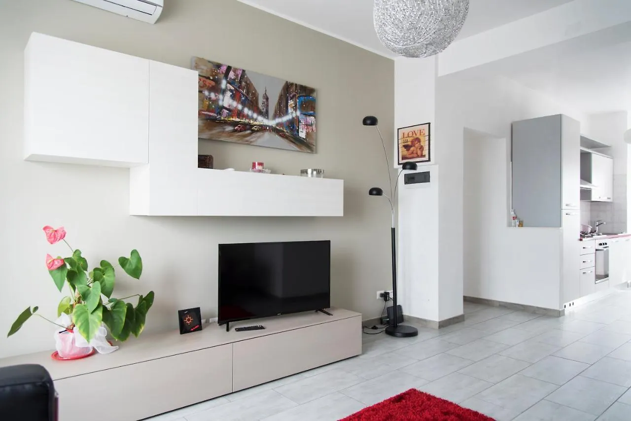 Youhosty - Delle Genziane 7 Apartman Milánó 0*,