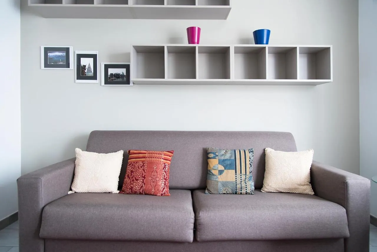 Youhosty - Delle Genziane 7 Apartman Milánó